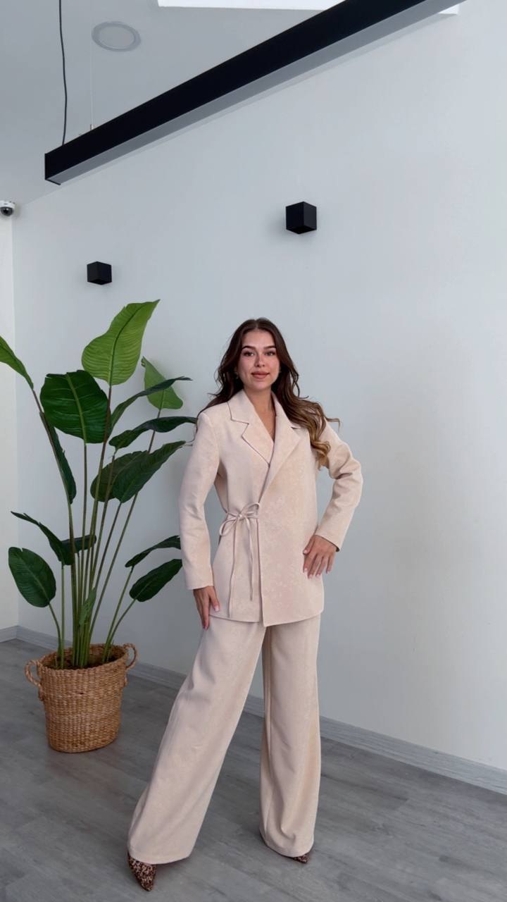 Tailleur Perle Beige